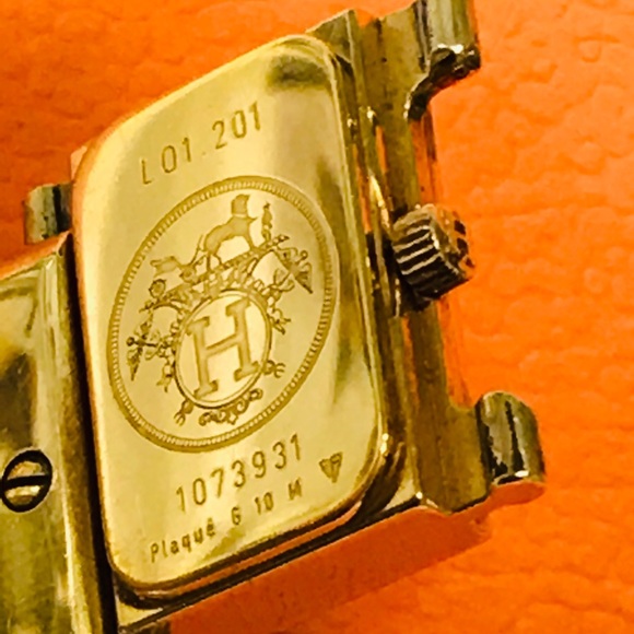 SOLD - HERMÈS Loquet Enamel Watch - Picture 11 of 16